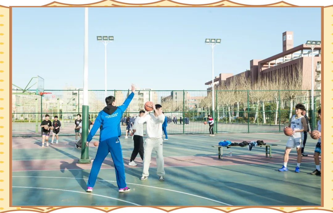 ju11.co-篮球进校园活动对中小学体育教学的影响