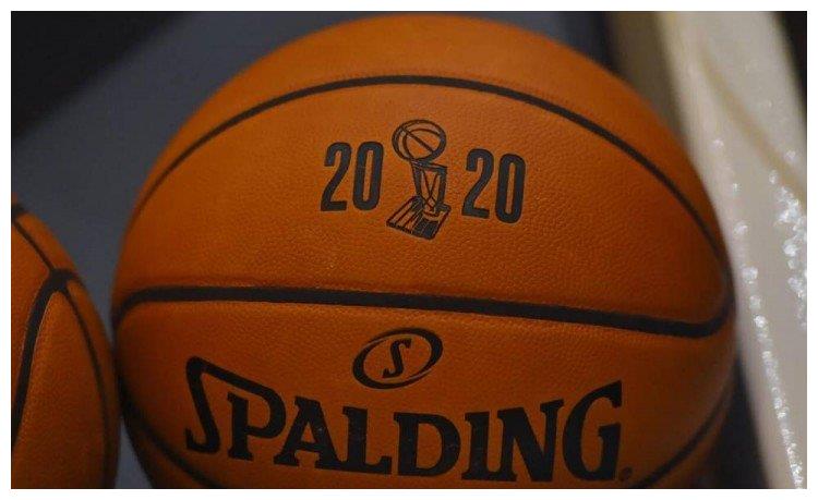 关于雄鹿坚持到底，赢下苦战取得重要胜利的信息