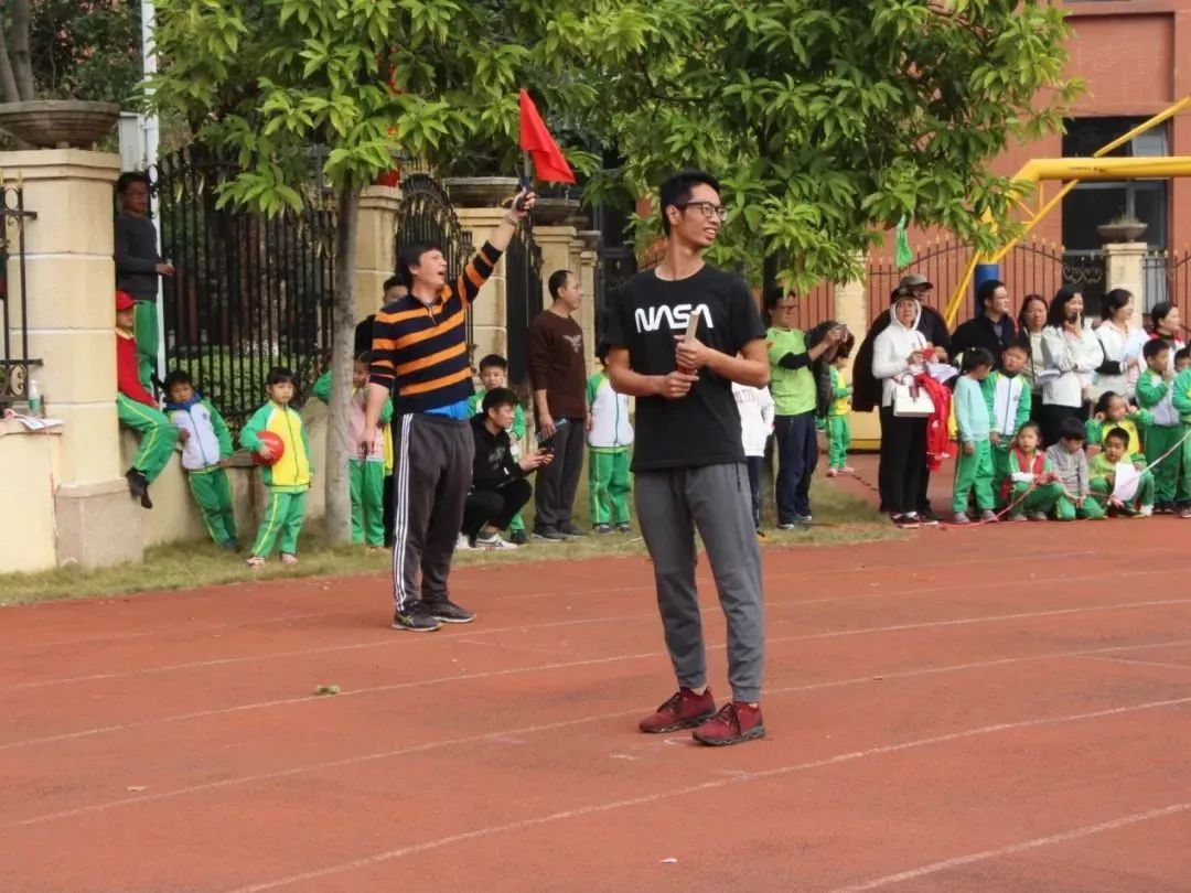 上海队苦练谅解，坚决奋斗，努力前行(上海队苦练谅解,坚决奋斗,努力前行)