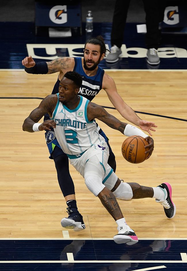 森林狼vs黄蜂直播